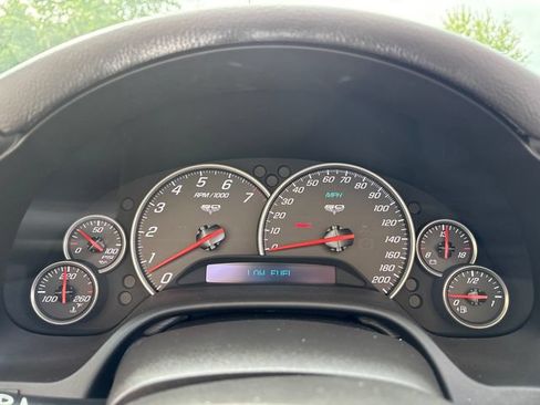 Used 2013 Chevrolet Corvette 427 w/ 1SB Preferred Equipment Group RWD image 19