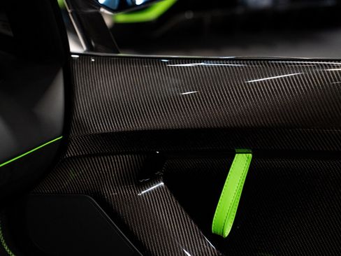 Used 2020 Lamborghini Aventador SVJ AWD/4WD image 29