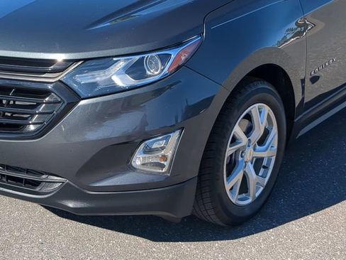 Used 2020 Chevrolet Equinox LT image 12