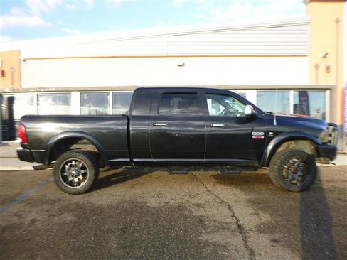 Used 2011 RAM 2500 Laramie w/ Cold Weather Group image 5