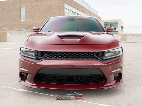 Used 2019 Dodge Charger Scat Pack w/ Technology Group image 2