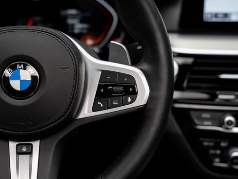 Used 2020 BMW 540i xDrive w/ M Sport Package AWD/4WD image 47