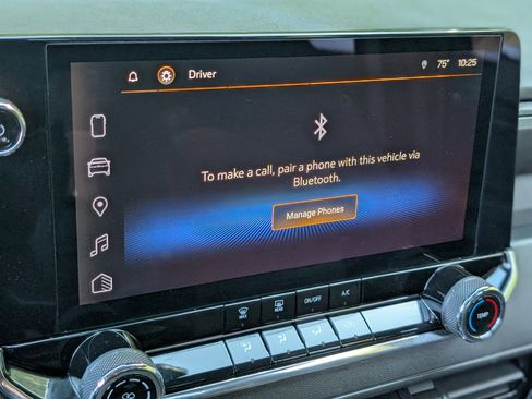 Used 2023 Chevrolet Colorado W/T image 29