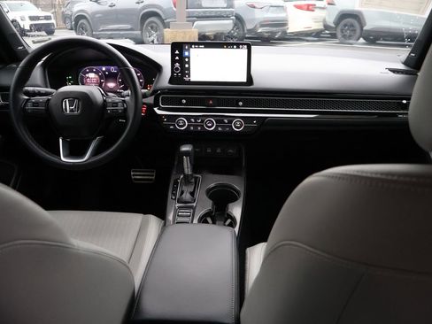 Certified 2025 Honda Civic Sport Touring image 13