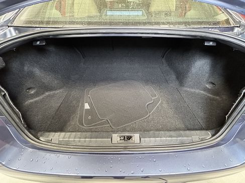 Used 2017 Subaru Legacy 2.5i Limited image 11