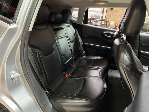 Used 2020 Jeep Compass Limited FWD image 27