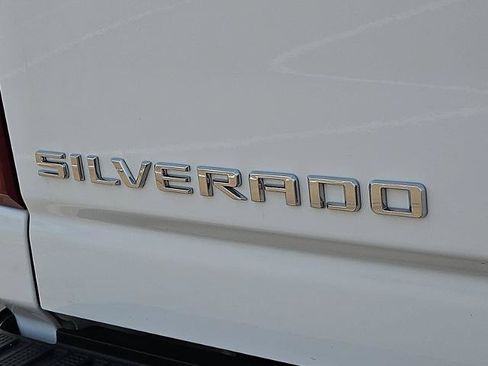 Certified 2025 Chevrolet Silverado 2500 LT w/ Convenience Package AWD/4WD image 28