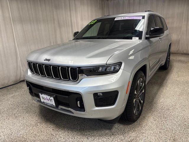 Used 2023 Jeep Grand Cherokee L Overland AWD/4WD image 6