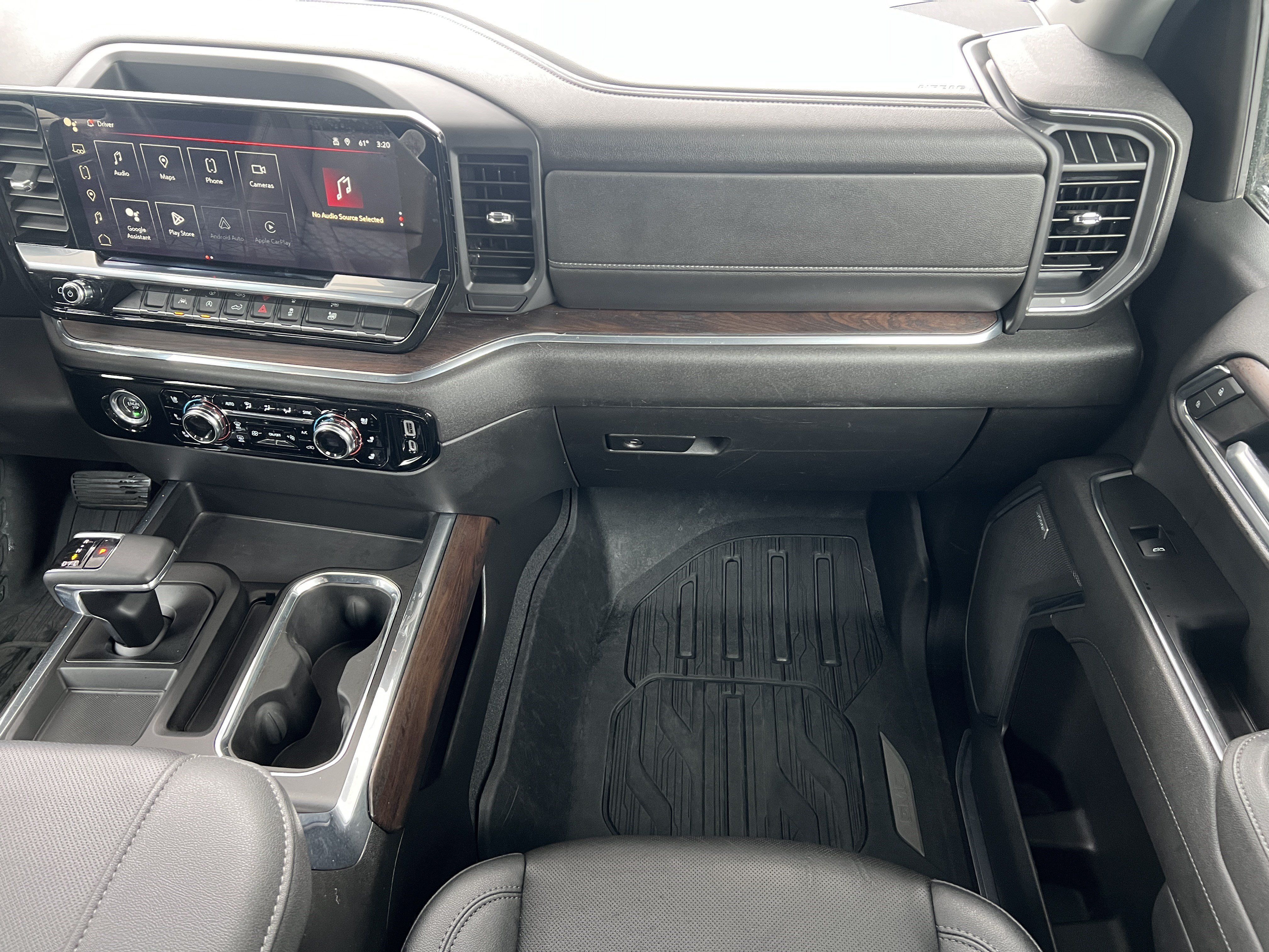 Used 2023 GMC Sierra 1500 SLT w/ SLT Convenience Package AWD/4WD image 31