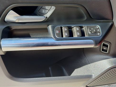 Used 2021 Mercedes-Benz GLA 250 image 14