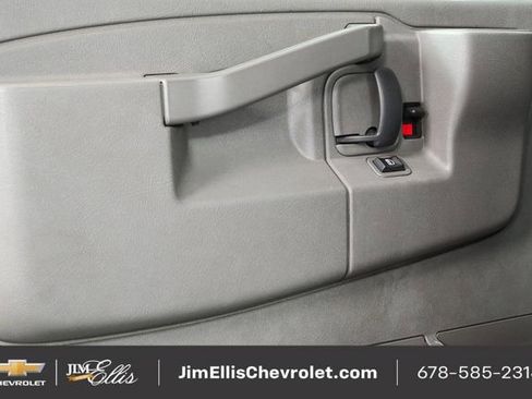 Used 2018 Chevrolet Express 2500 Work Van w/ Driver Convenience Package image 7
