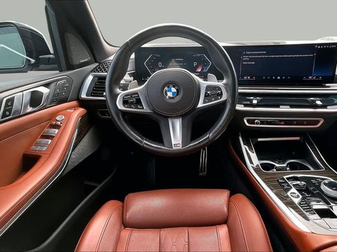 Used 2025 BMW X7 xDrive40i w/ Executive Package AWD/4WD image 5