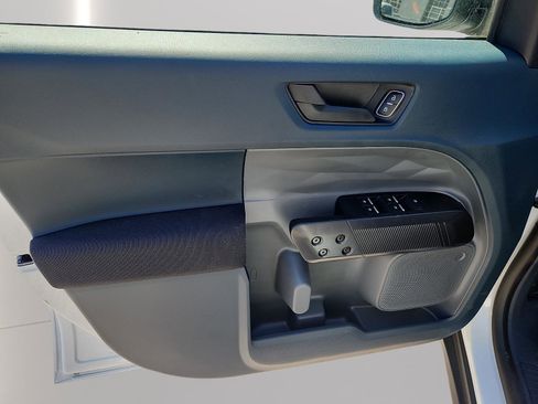 New 2026 Ford Maverick XL image 11