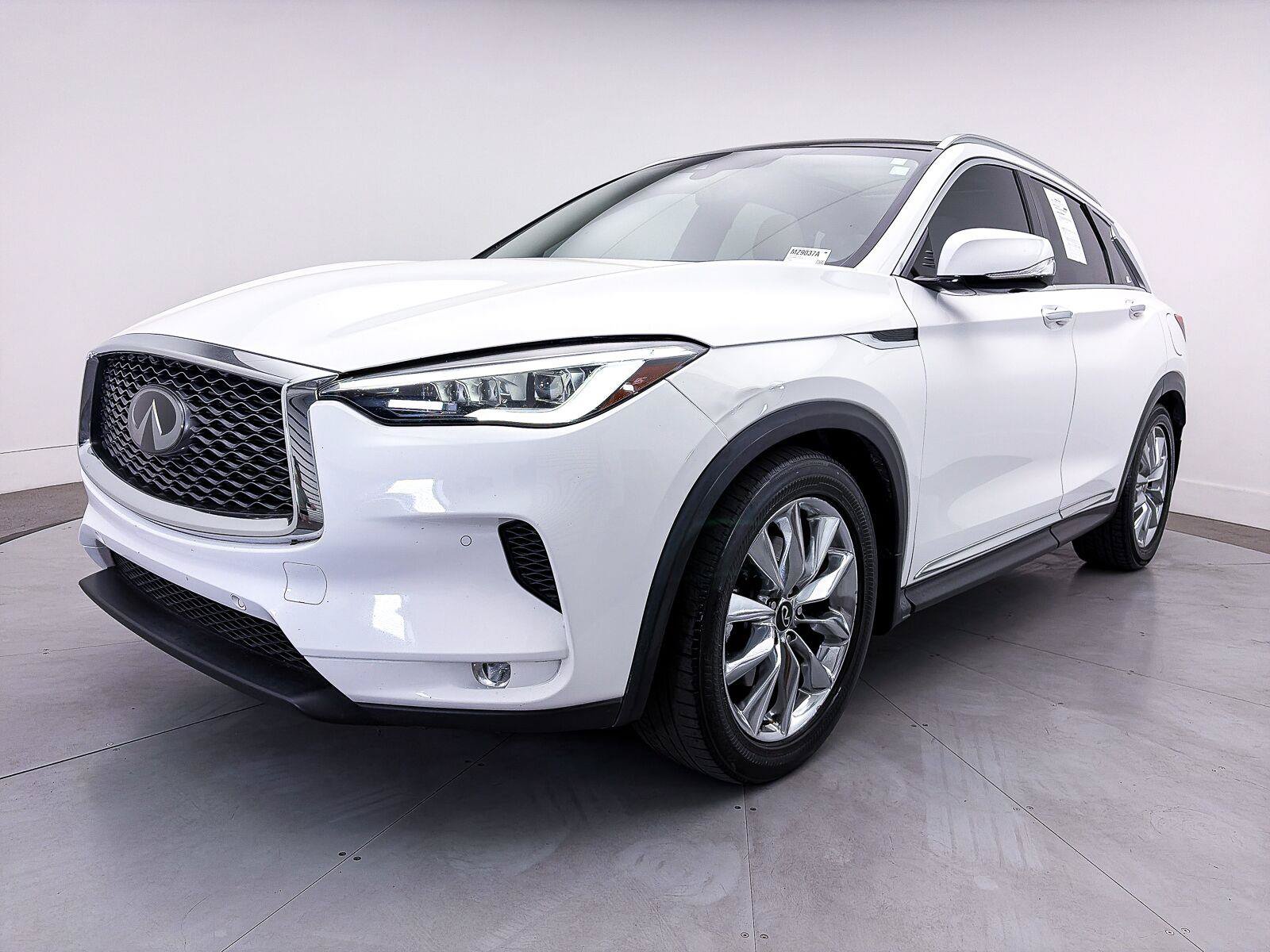 Used 2020 INFINITI QX50 Essential w/ Convenience Package AWD/4WD image 8
