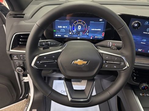 New 2026 Chevrolet Suburban LT image 12