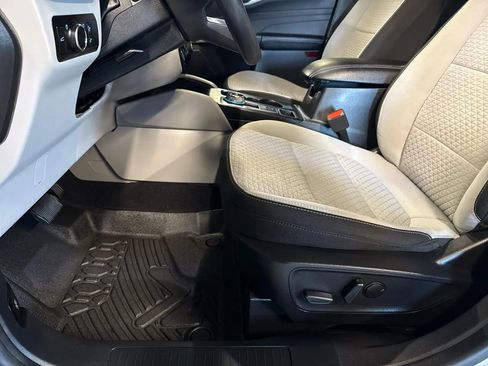 Used 2023 Ford Escape Active w/ Tech Pack #1 image 11