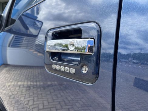 Used 2013 Ford F150 Lariat w/ Lariat Chrome Pkg AWD/4WD image 13