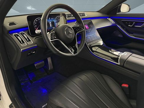 Used 2023 Mercedes-Benz S 500 4MATIC image 4