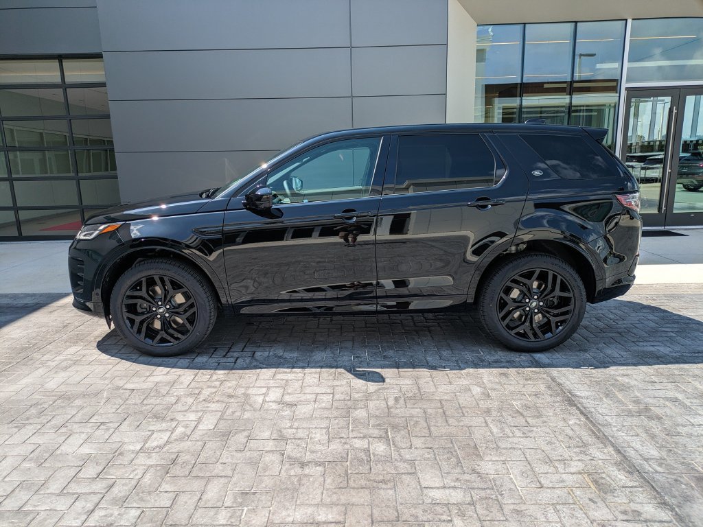 New 2026 Land Rover Discovery Sport Landmark AWD/4WD image 8