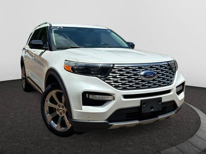 Used 2020 Ford Explorer Platinum w/ Premium Technology Package