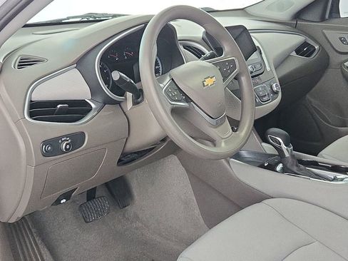 Used 2023 Chevrolet Malibu LS FWD image 16