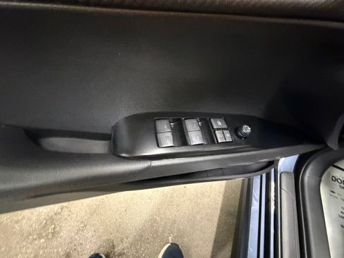 New 2026 Toyota Camry Hybrid FWD image 11