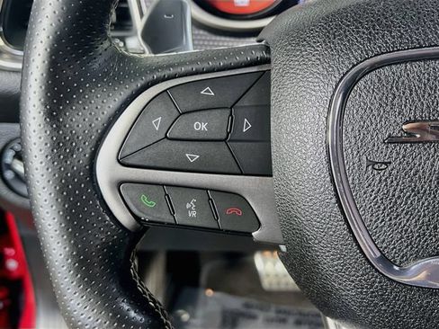 Used 2016 Dodge Challenger SRT Hellcat RWD image 17