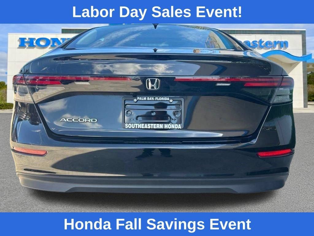 Used 2024 Honda Accord EX image 8