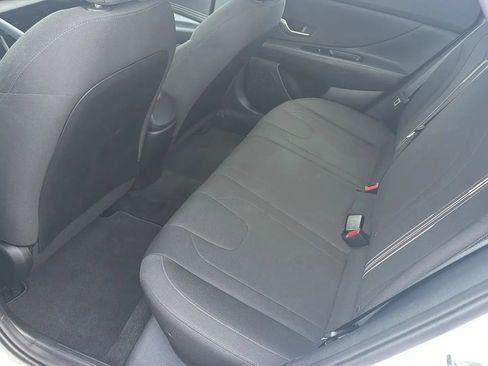 Used 2021 Hyundai Elantra SEL w/ Convenience Package FWD image 31