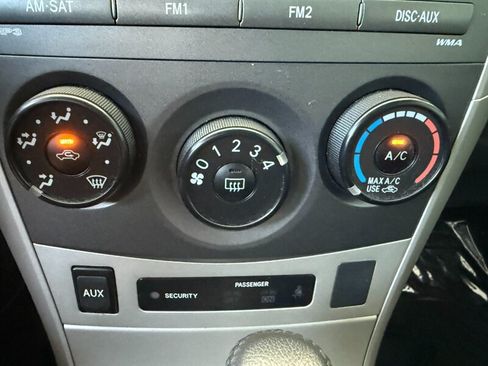 Used 2009 Toyota Corolla XRS FWD image 29