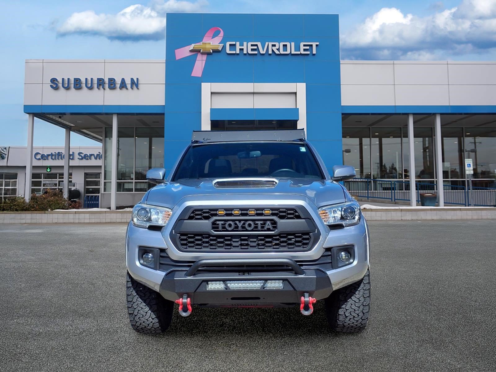 Used 2017 Toyota Tacoma TRD Sport AWD/4WD image 2