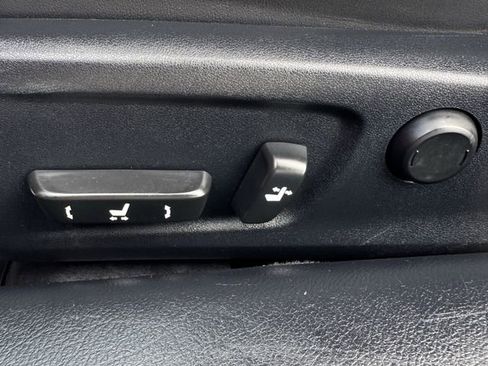 Used 2015 Lexus RC F w/ Premium Package RWD image 27