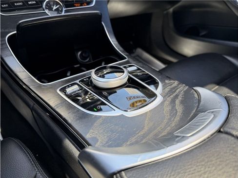 Used 2019 Mercedes-Benz C 300 Sedan image 43