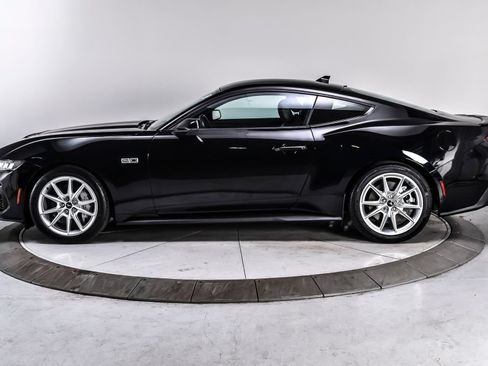 Used 2024 Ford Mustang GT Premium RWD image 3