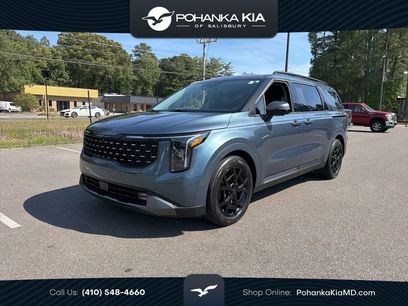 Used 2025 Kia Carnival SX w/ SX Dark Edition Package