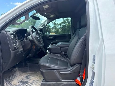 Used 2023 GMC Sierra 3500 Pro AWD/4WD image 11