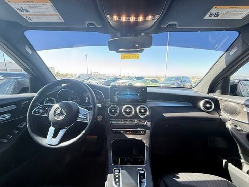 Used 2022 Mercedes-Benz GLC 300 4MATIC image 19