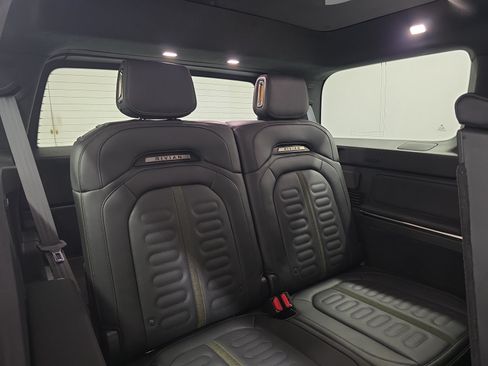Used 2024 Rivian R1S Adventure AWD/4WD image 25