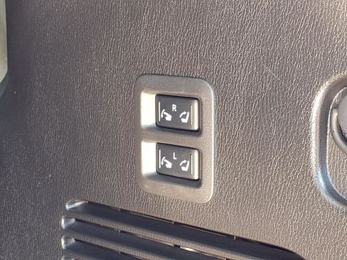 Used 2023 INFINITI QX80 Premium Select w/ All-Season Package image 7