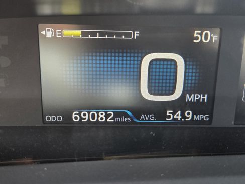 Used 2018 Toyota Prius Four image 24