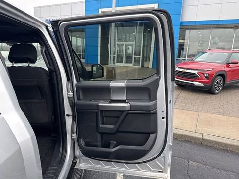 Used 2016 Ford F150 XLT w/ Equipment Group 302A Luxury image 40