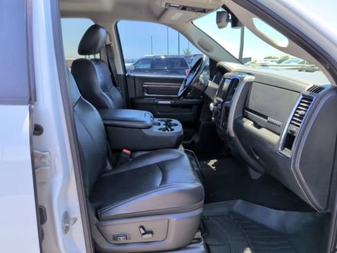 Used 2014 RAM 1500 Laramie w/ Convenience Group AWD/4WD image 13