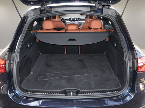 Used 2023 Mercedes-Benz GLC 300 4MATIC image 16