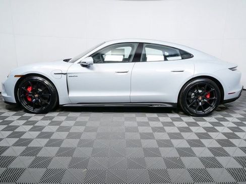 New 2026 Porsche Taycan GTS image 2