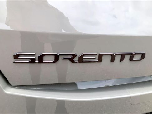 Certified 2025 Kia Sorento SX Prestige w/ Olive Brown Leather Package AWD/4WD image 33