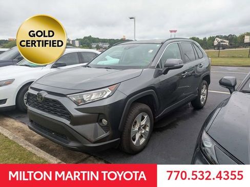 Certified 2021 Toyota RAV4 XLE FWD image 5