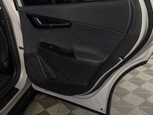 Used 2025 Kia EV6 Light w/ Light LR Technology Package image 30
