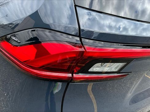 Used 2024 Toyota Grand Highlander Limited image 27