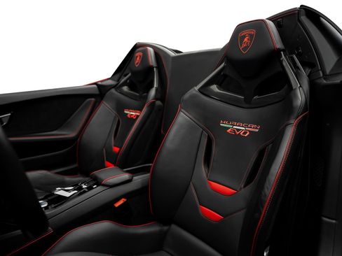 Used 2020 Lamborghini Huracan EVO RWD image 33