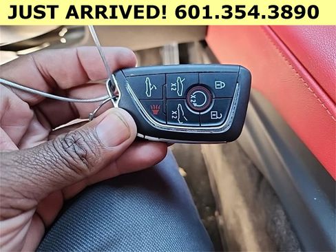 Used 2022 Chevrolet Corvette Stingray w/ Z51 Performance Package image 5